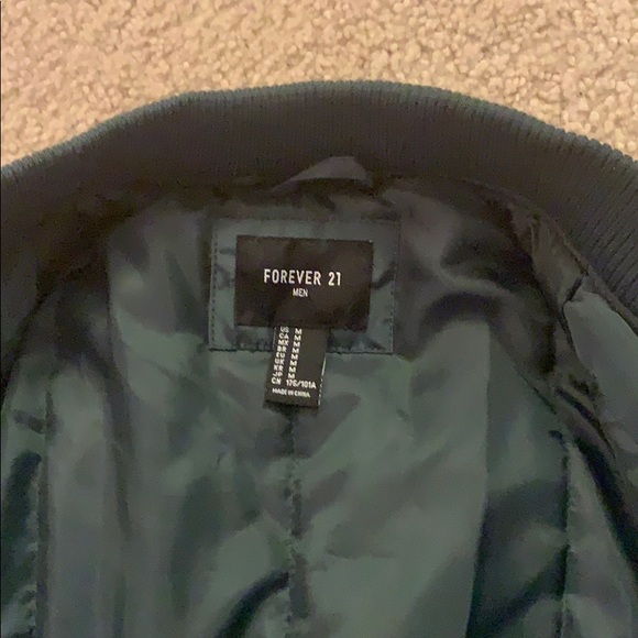 Bomber jacket (M) - Picture 3 of 4